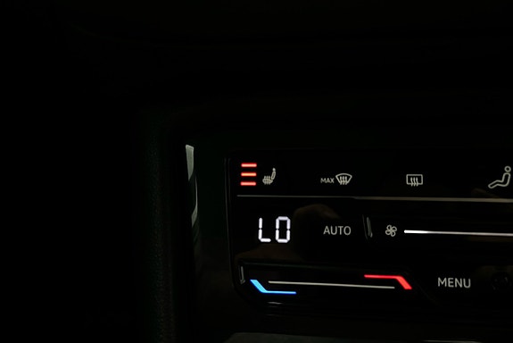 Volkswagen Tiguan 19 of 26