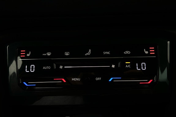 Volkswagen Tiguan 18 of 26
