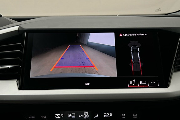 Audi Q4 e-tron 24 of 26