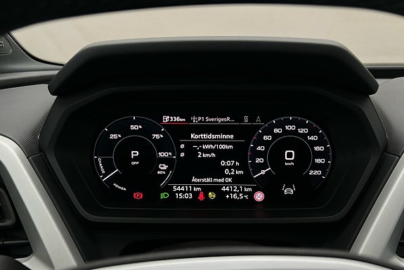 Audi Q4 e-tron 7 of 26
