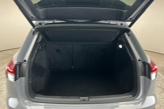 Audi Q4 e-tron 14 of 26