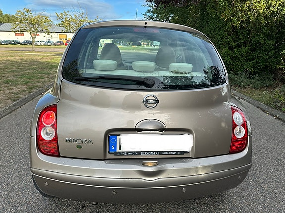 Nissan Micra 11 of 12