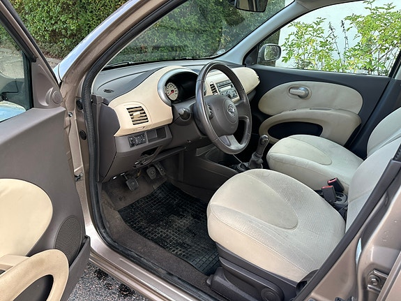Nissan Micra 5 of 12
