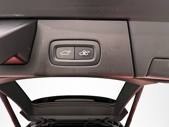 Volvo V90 10 of 30