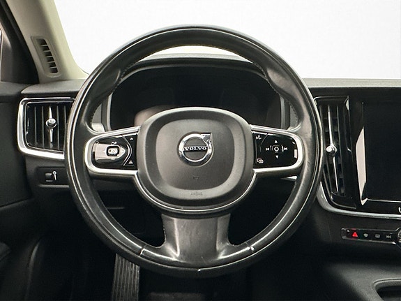 Volvo V90 14 of 30