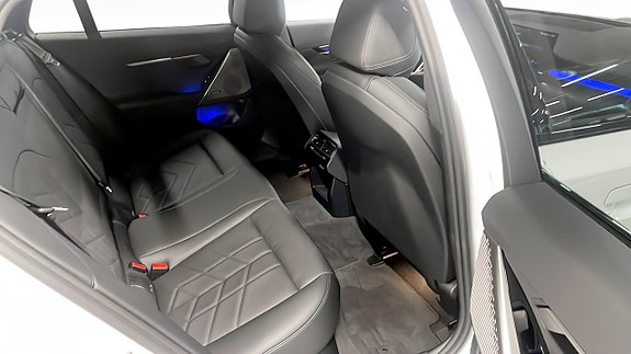 BMW 530e 5 of 9