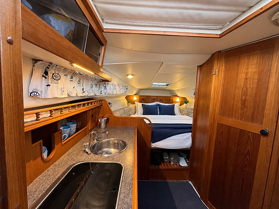 290 Suncruiser -90 – V8 340 hk -10 – välutrustad & uppdaterad 6 of 7