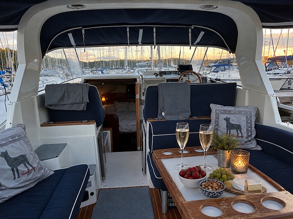 290 Suncruiser -90 – V8 340 hk -10 – välutrustad & uppdaterad 7 of 7