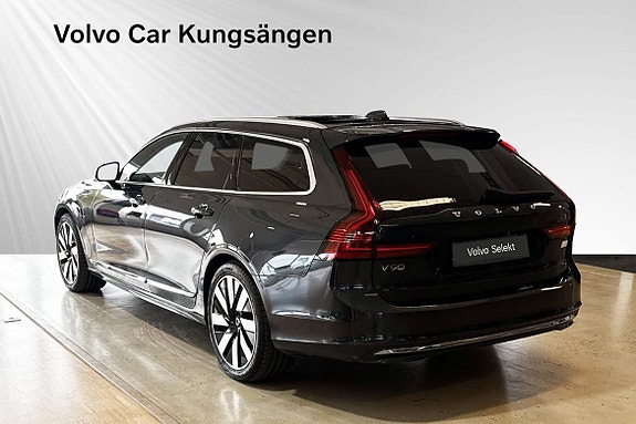 Volvo V90 4 of 30