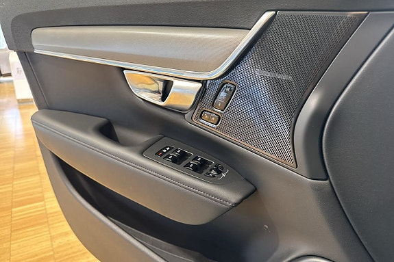 Volvo V90 15 of 30