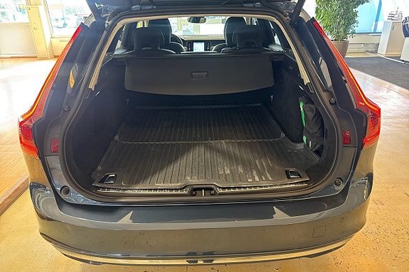 Volvo V90 29 of 30