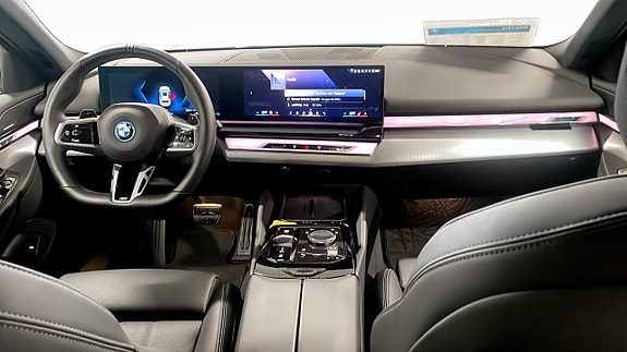 BMW 530e 4 of 9