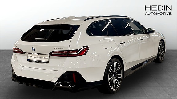 BMW 530e 2 of 9
