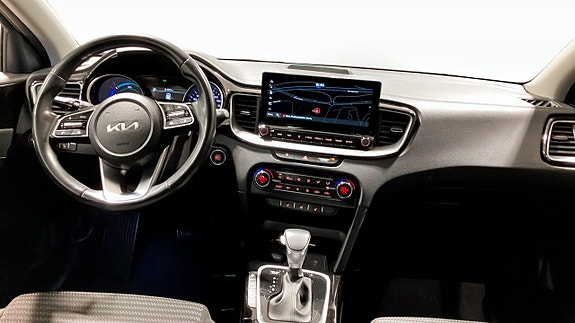 Kia Ceed 4 of 17