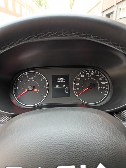 Dacia Sandero 5 of 7