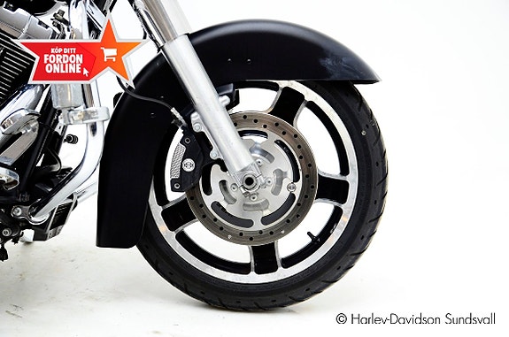 Harley-Davidson Streetglide *Hemleverans* 6 of 10