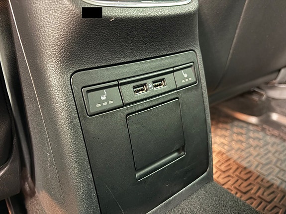 Skoda Octavia Scout 7 of 23