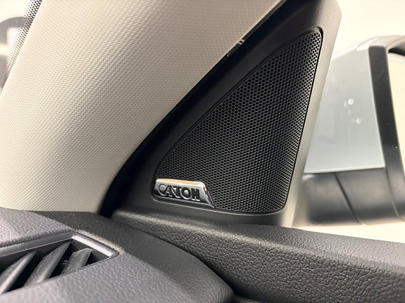 Skoda Octavia Scout 13 of 23