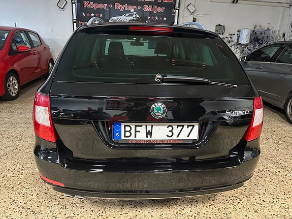 Skoda Superb 11 of 11