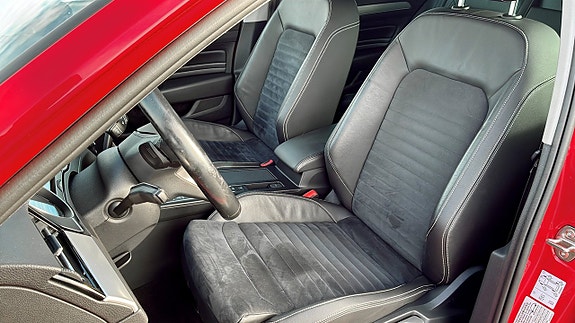 Volkswagen Passat 8 of 13