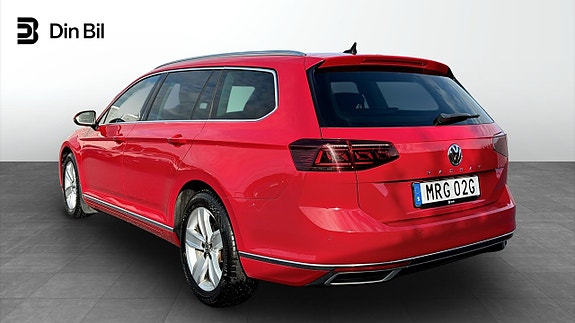 Volkswagen Passat 3 of 13
