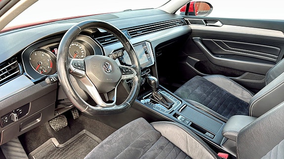 Volkswagen Passat 7 of 13