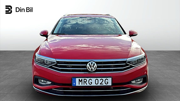 Volkswagen Passat 4 of 13