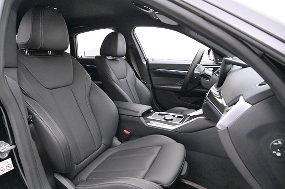 BMW i4 15 of 27