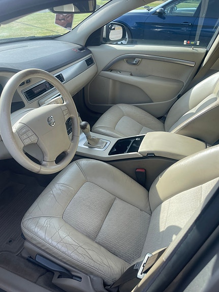 Volvo V70 9 of 9