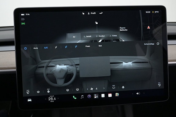 Tesla Model Y 17 of 27