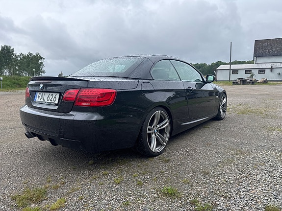BMW 325i 22 of 24