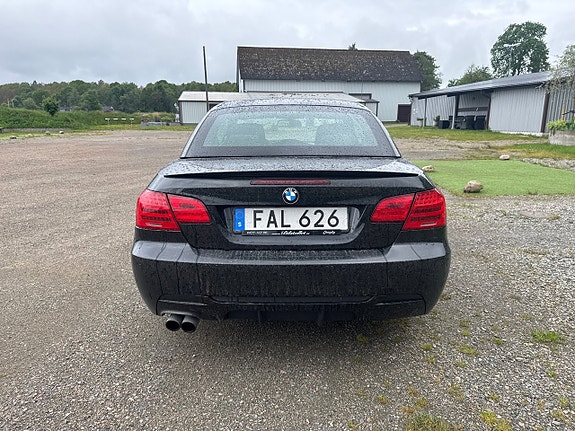 BMW 325i 23 of 24