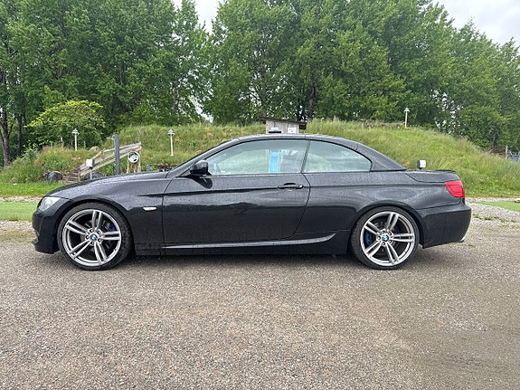 BMW 325i 18 of 24