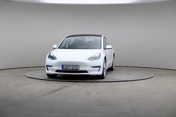Tesla Model 3 3 of 26