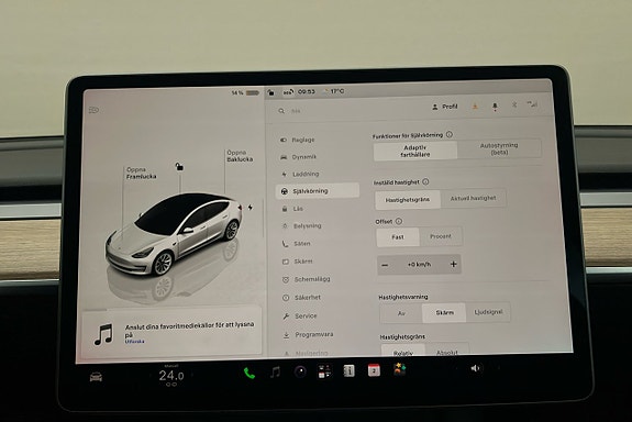 Tesla Model 3 25 of 26