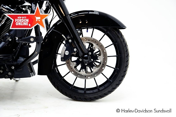 Harley-Davidson Roadglide Special 7 of 11