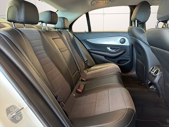 Mercedes-Benz E220 d 12 of 24