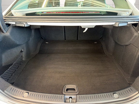Mercedes-Benz E220 d 21 of 24