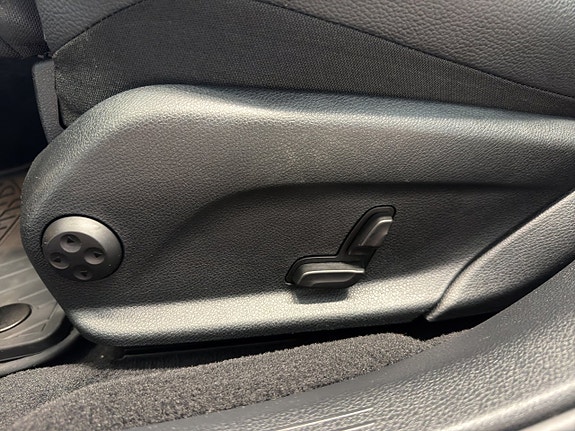 Mercedes-Benz E220 d 24 of 24
