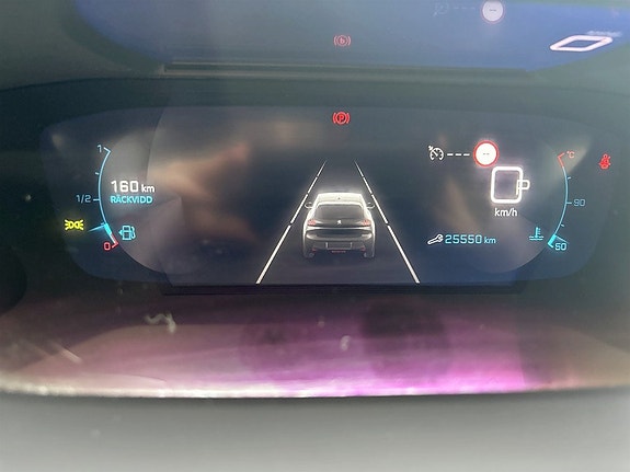 Peugeot 208 8 of 16