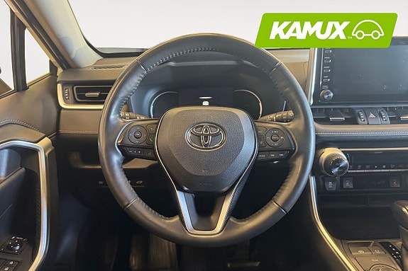 Toyota RAV4 13 of 23