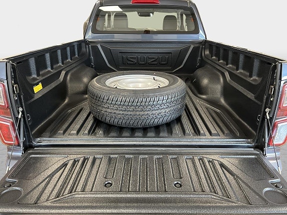 Isuzu D-max 9 of 17