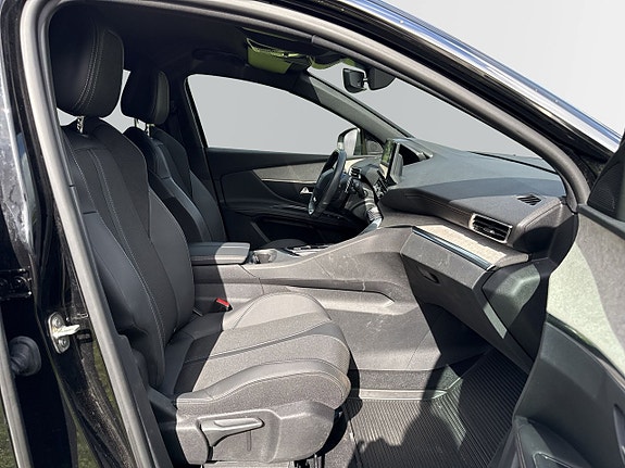 Peugeot 3008 9 of 15
