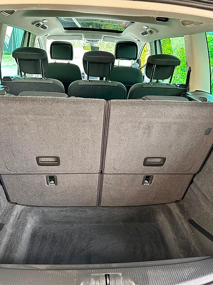 Volkswagen Sharan 16 of 18