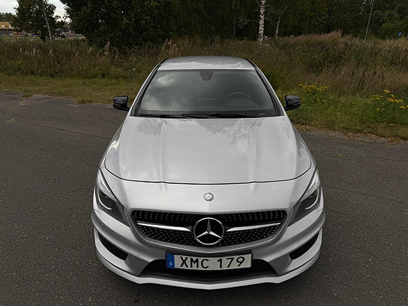 Mercedes-Benz CLA220 5 of 13