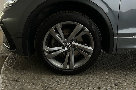 Volkswagen Tiguan Allspace 12 of 27