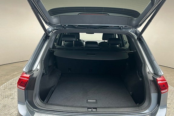 Volkswagen Tiguan Allspace 14 of 27