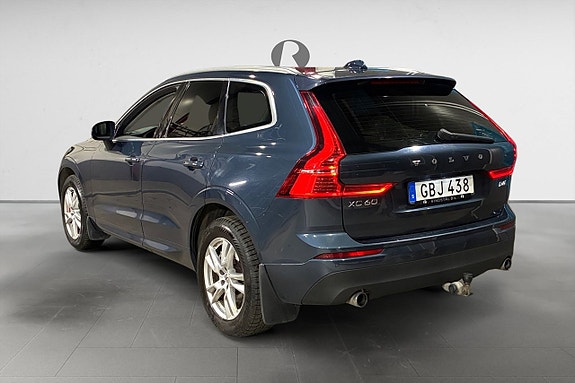 Volvo XC60 5 of 17