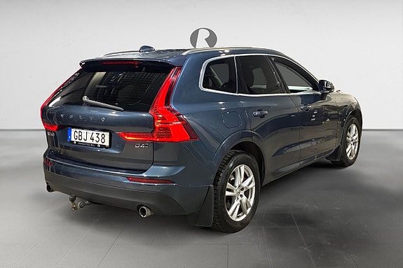 Volvo XC60 7 of 17