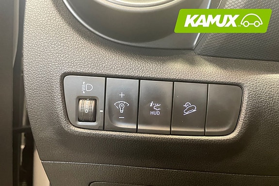 Hyundai Kona 17 of 26
